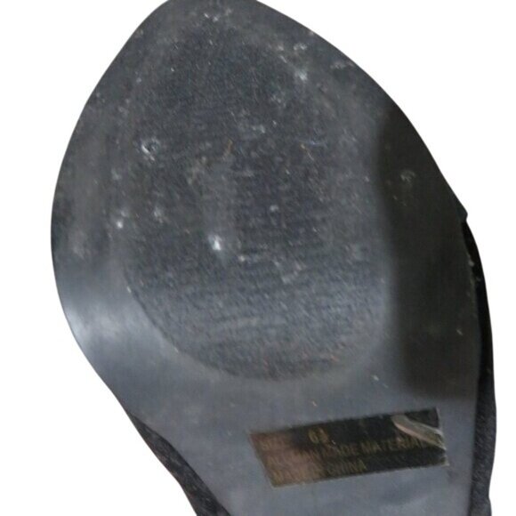 Qupid Retro Black & Green Suede Leather Peep Toe Platform Heels with buckles - Picture 14 of 15